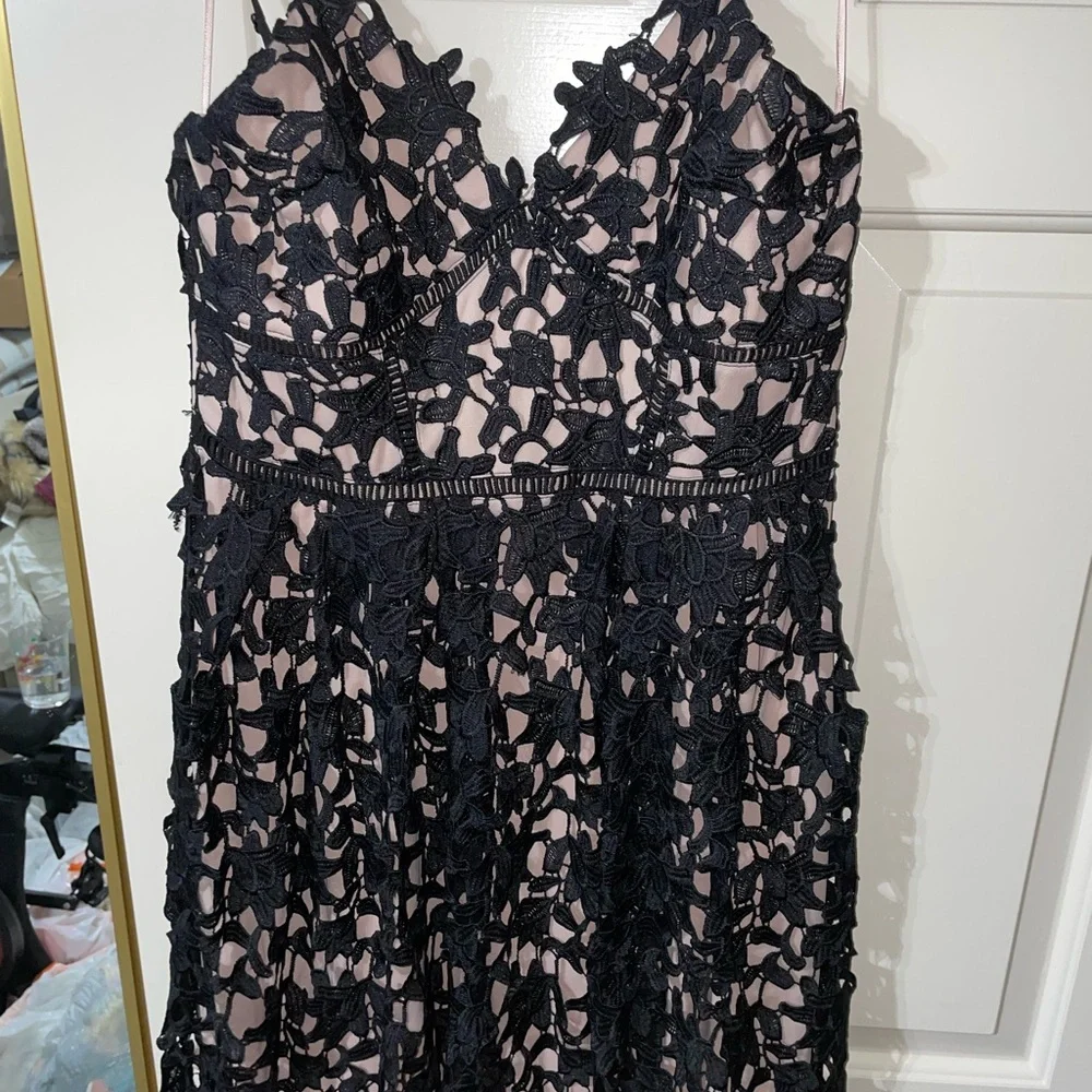 Aqua Black Lace midi dress - Picture 2 of 5